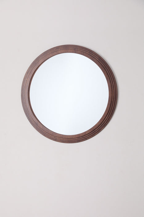 Round oak mirror in Ozande
