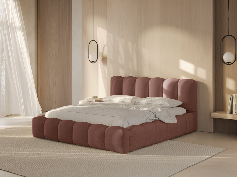 Bed with bedding box Lupine