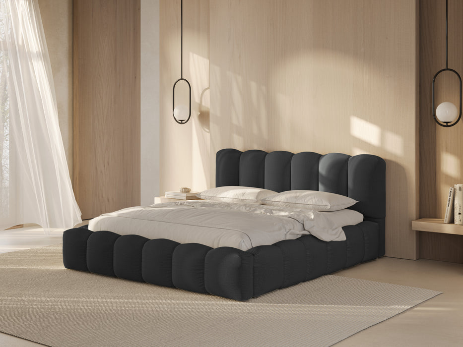 Bed with bedding box Lupine
