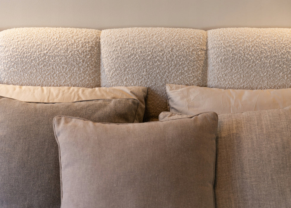 Cloud bed with bedding box