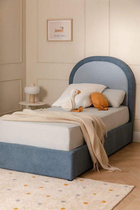 Kalwa bed with bedding box