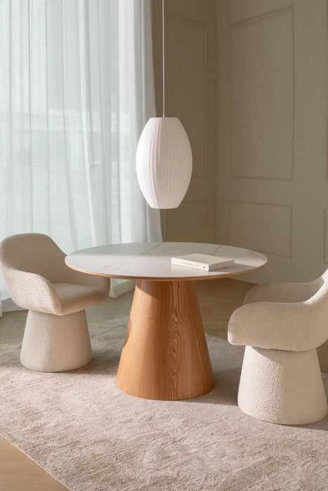 Round dining table Aura