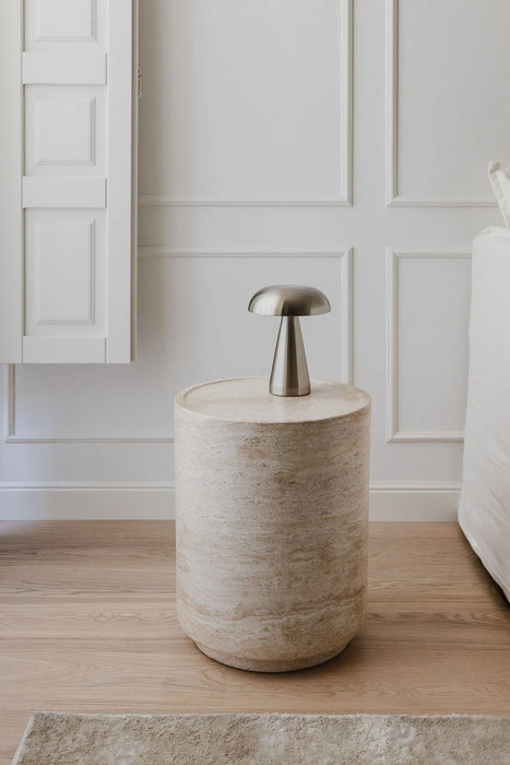 Darwys side table