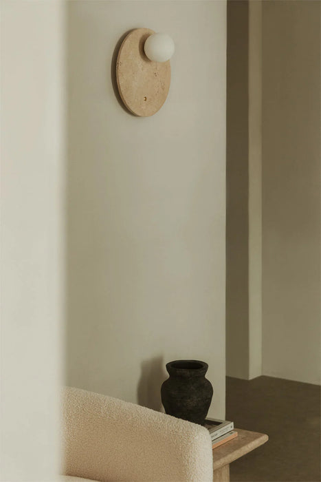 Wall lamp in Davis Travertino